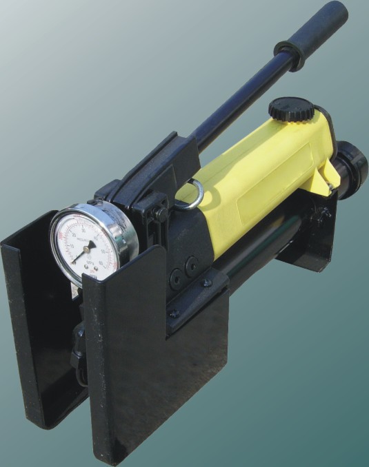 What Safety Precautions Should You Take When Using Injectable Sealant Tools?